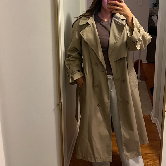 BEIGE TRENCH COAT - Picture 1 of 5
